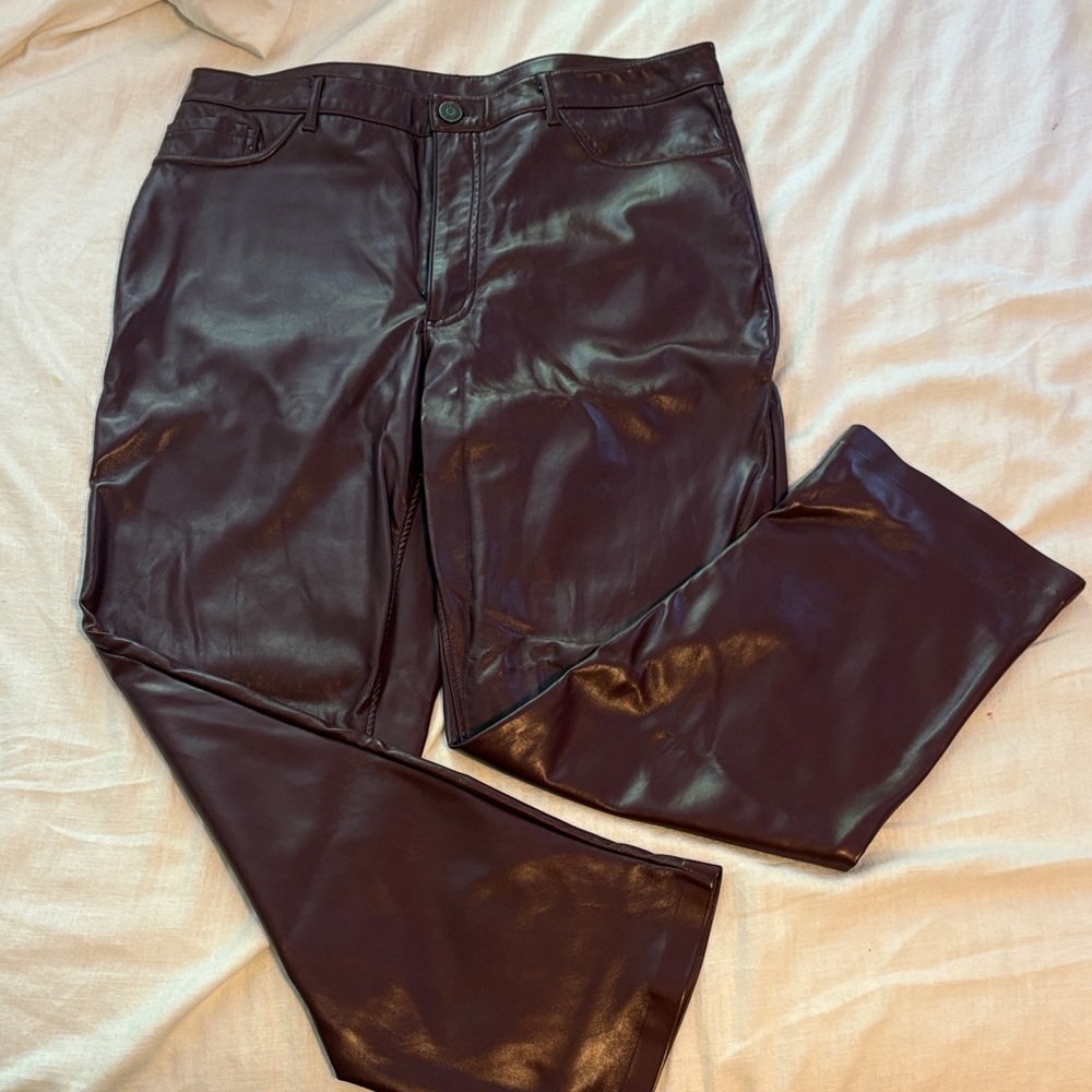Joie faux leather straight pants in burgundy size 14 women’s